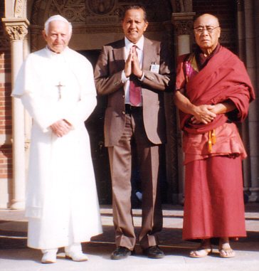 Yogi Ramesh Pandey with Pope John Paul II
